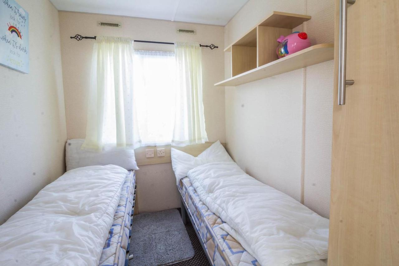 Great 8 Berth Caravan For Hire At Southview Holiday Park In Skegness Ref 33025E Luaran gambar
